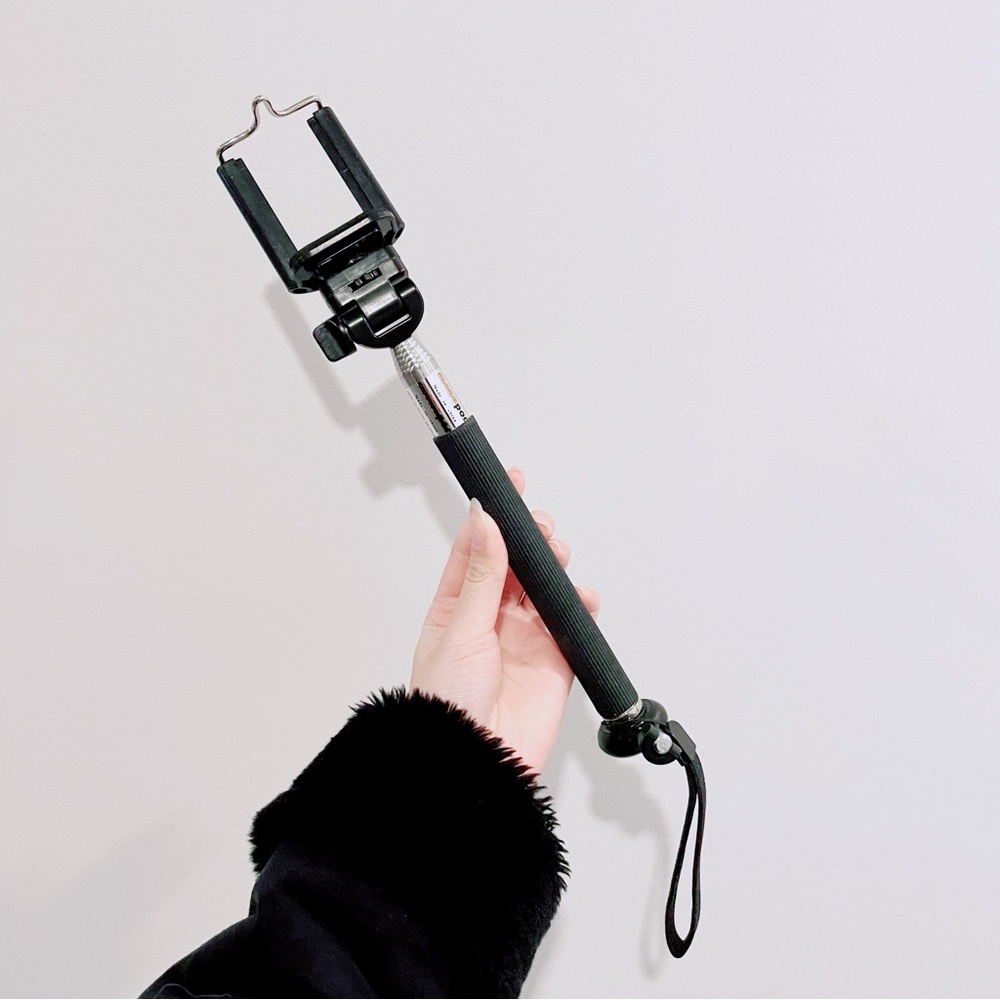 ❌SOLD❌Phone extendable solid selfie stick tripod (fits any cell phone model)